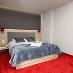 Elba 3*