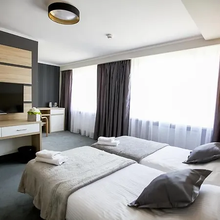 ホテル Elba オストロウェンカ